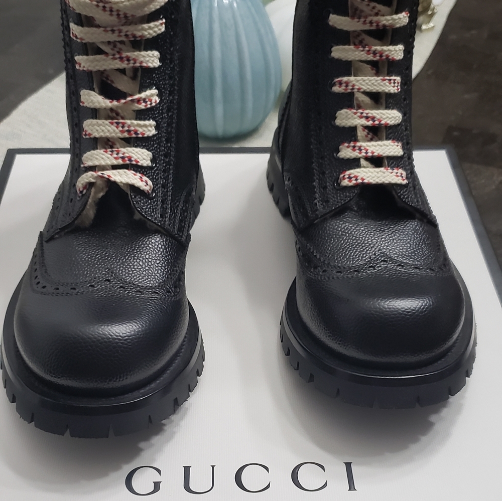 NEW GUCCI ARLEY BOOT LTH W/ 
MRNS RS NERO/BUTTERSC